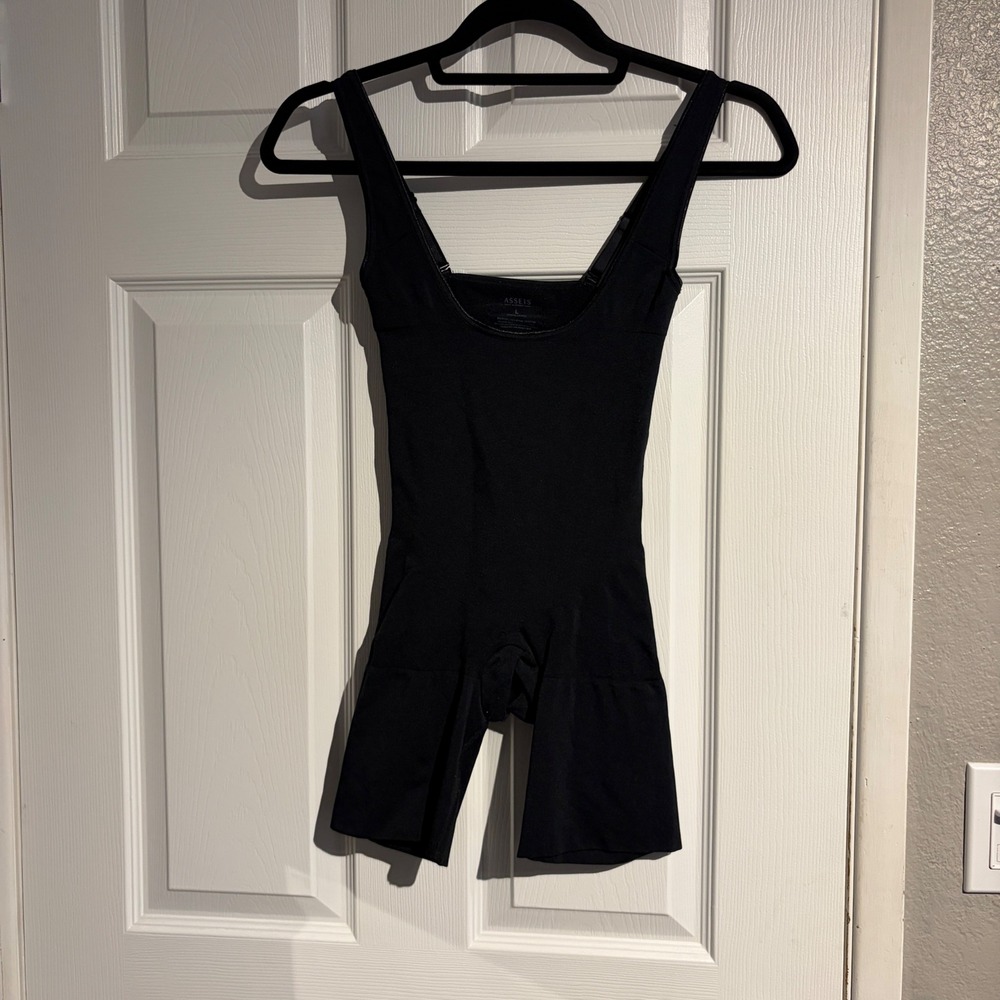 Assets by Spanx Womens Black Low Neck Mid Thigh Shapewear Bodysuit Large